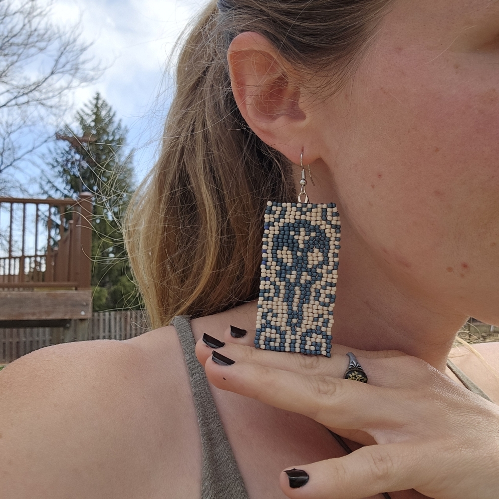 Handmade fringe bead Raven Skull Goth earrings - Picture 2 of 4